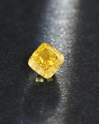 Schnitt synthetisches loses Labor gewachsenes gelbes Kissen des Diamant-2.53ct mit IGI-Zertifikat