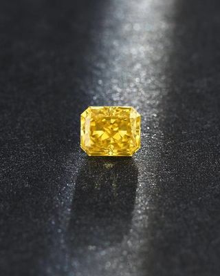 Kissen-loser Diamant HPHT Labor gewachsener gelber Diamond Synthetic Diamond Grit