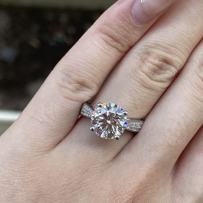 18K echtes Gold, Lab-Grown Diamantringe, IGI-zertifiziert für Verlobungshochzeit.